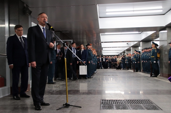 В Санкт-Петербурге в вестибюле новой станции метро торжественно открыли музей славы МЧС