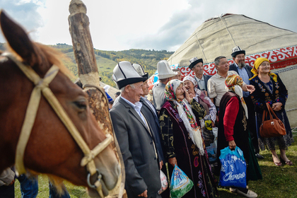Киргизия задумала отказаться от кириллицы после эфира Малахова