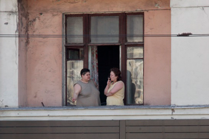 Раскрыто наказание за курение на балконах в России