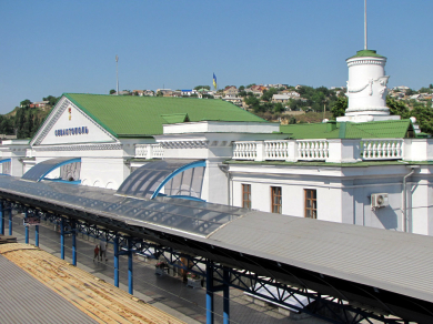 Вокзалу Севастополя возвращен исторический облик в преддверии запуска ж/д сообщения в Крым
